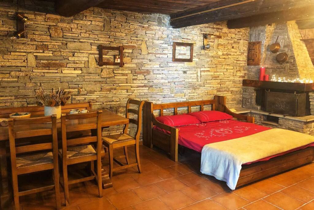 Monolocale Rustico Di Montagna Appartement Antey-Saint-André Buitenkant foto